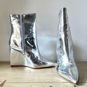 SCHUTZ Asya Wedge Silver Boots SIZE 9, Pre-owned Excellent Condition. 4.5" Heel